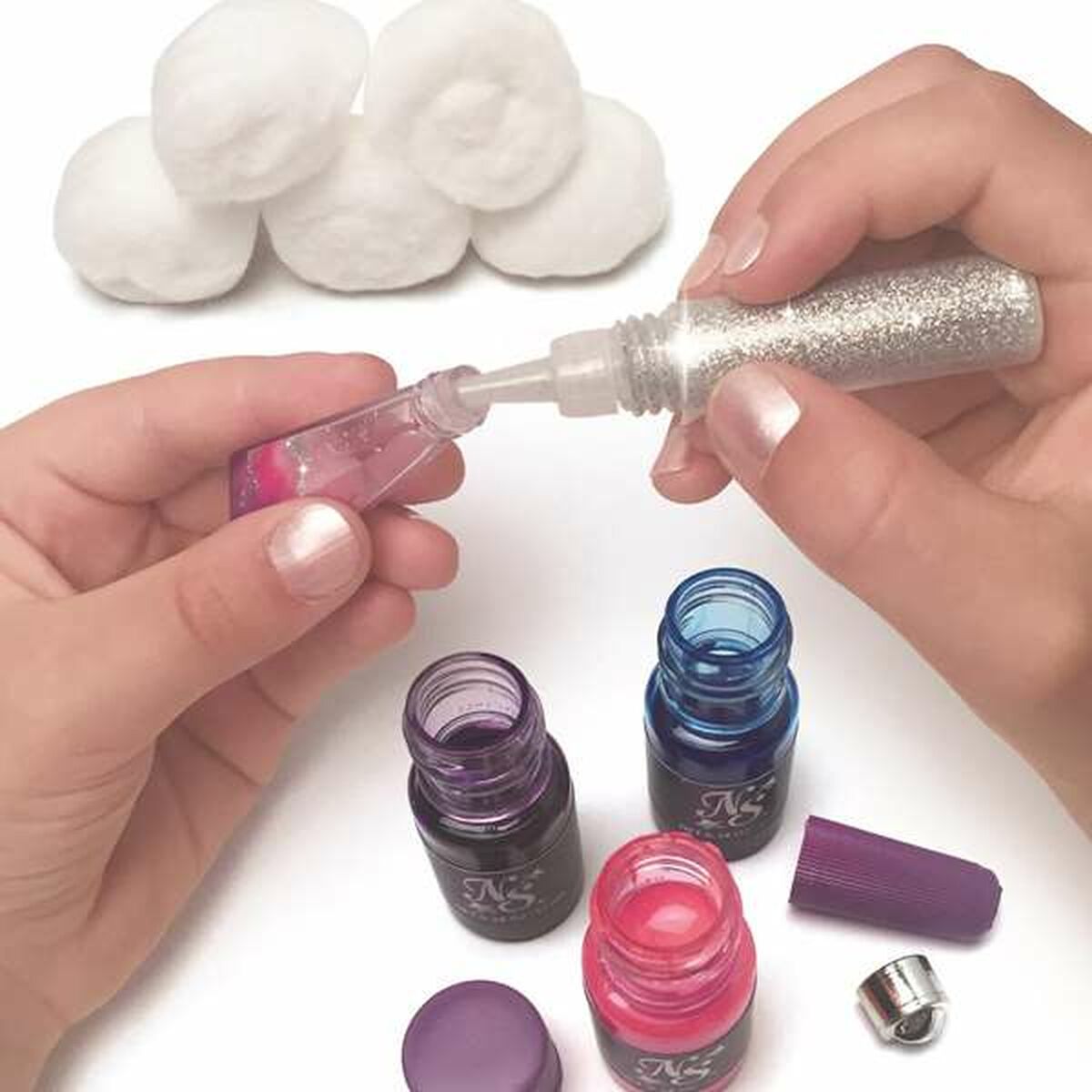 V1H18AE764569915C86C6C6CDC40C2A11E2RP4