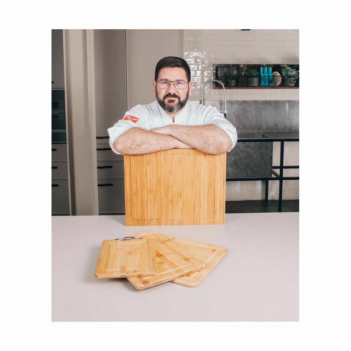 V5HC1E0528E2EF349BE59C35236B3CF51F9R3482419P3