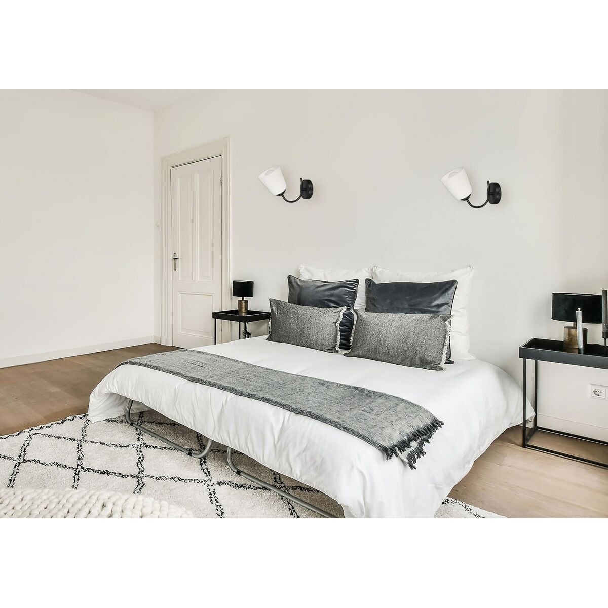 V2H589C7E56CEB01A0050F2BE34E7CA4452R5487817P4