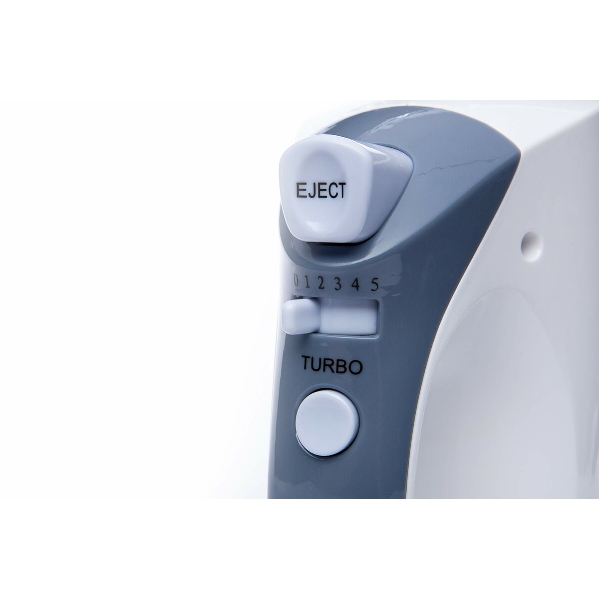 V5HD757169B3E12FC37E2D060DFF30050E5R5609338P8