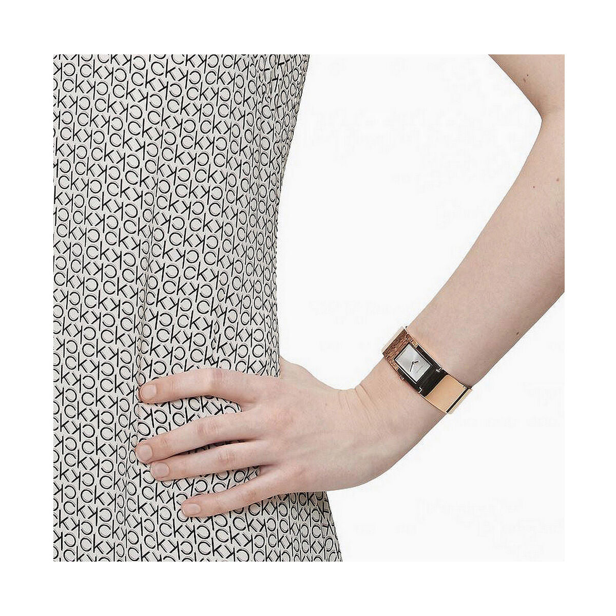 V8HFDEF25E555A2DCACE57F002ED4588248R4451015P3