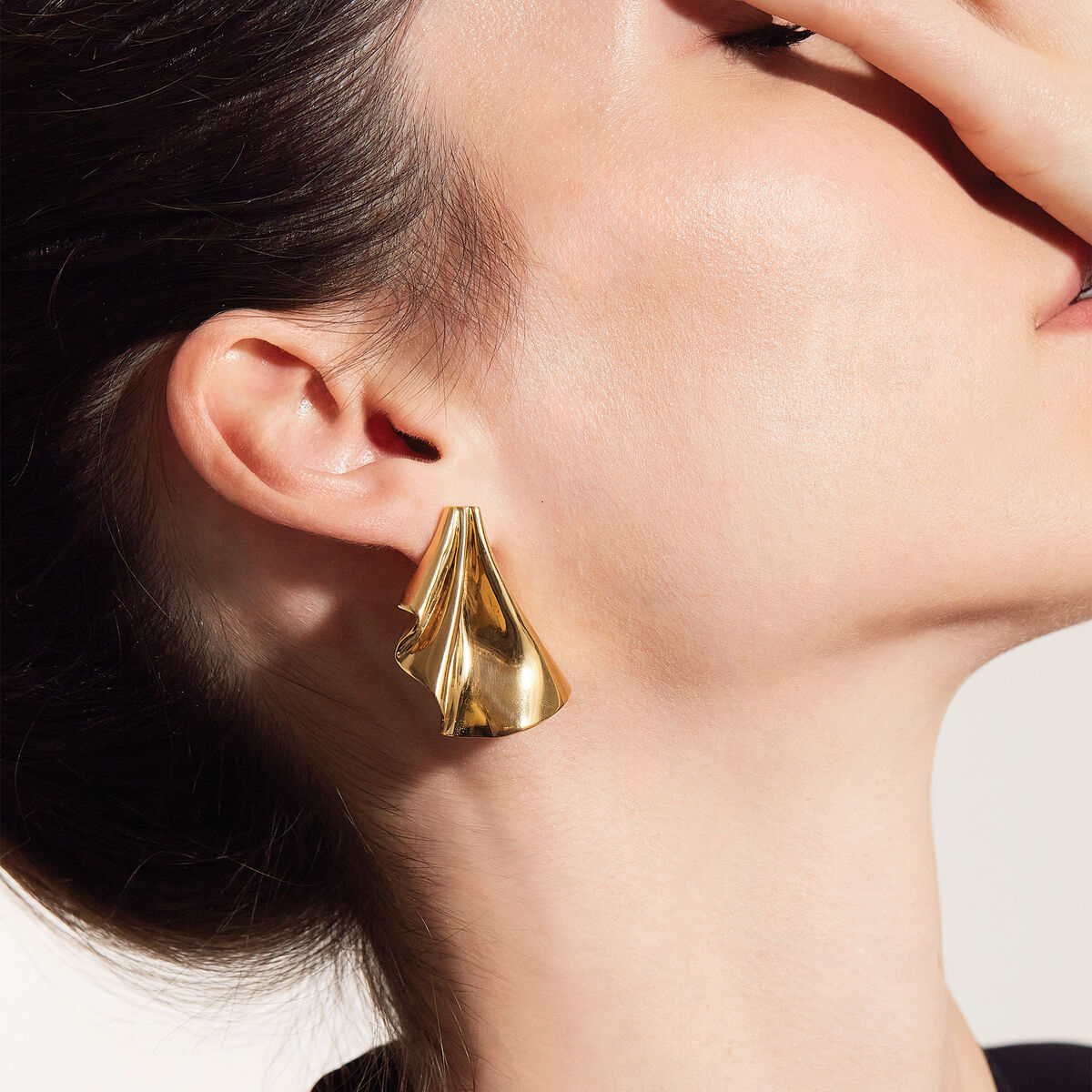 V3HFA1FE1262EA33D4EDFB3753ECBD823A1R5052640P2