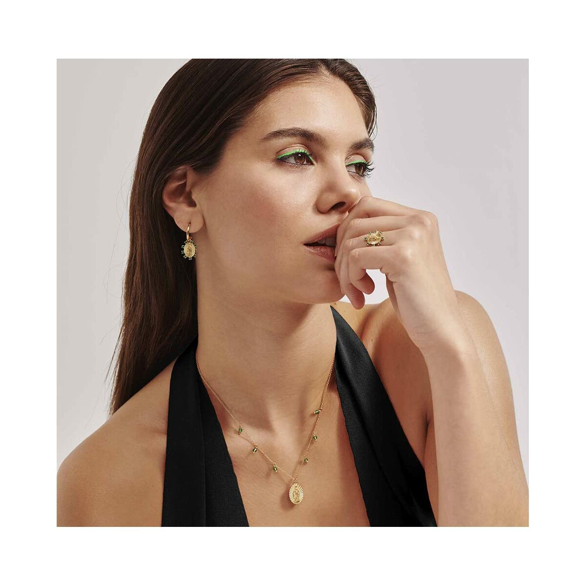 V4H2EFD777D4032B8C96FD2F8A1C3E3F3B2R4243736P3