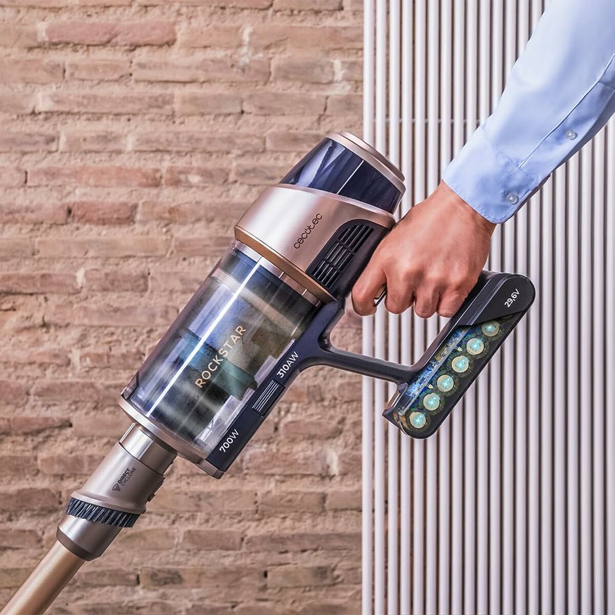 V2HEF172A6CB41BAABC038725C55DCBF17BR5578581P9