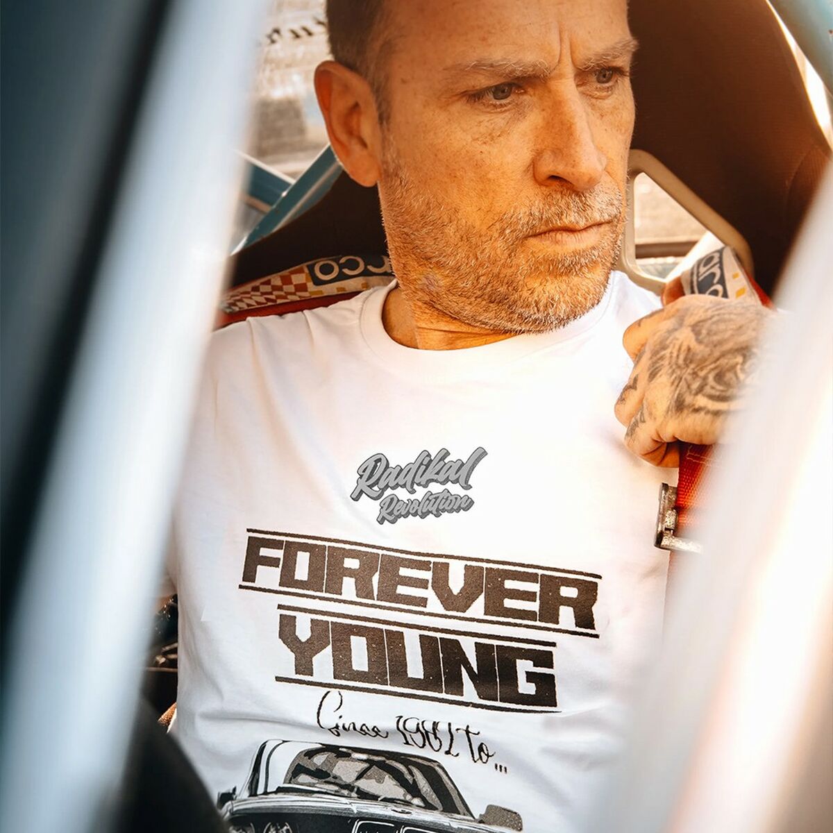 V5H0C0BC88DA7D5B238F45141E059481021R4524414P6