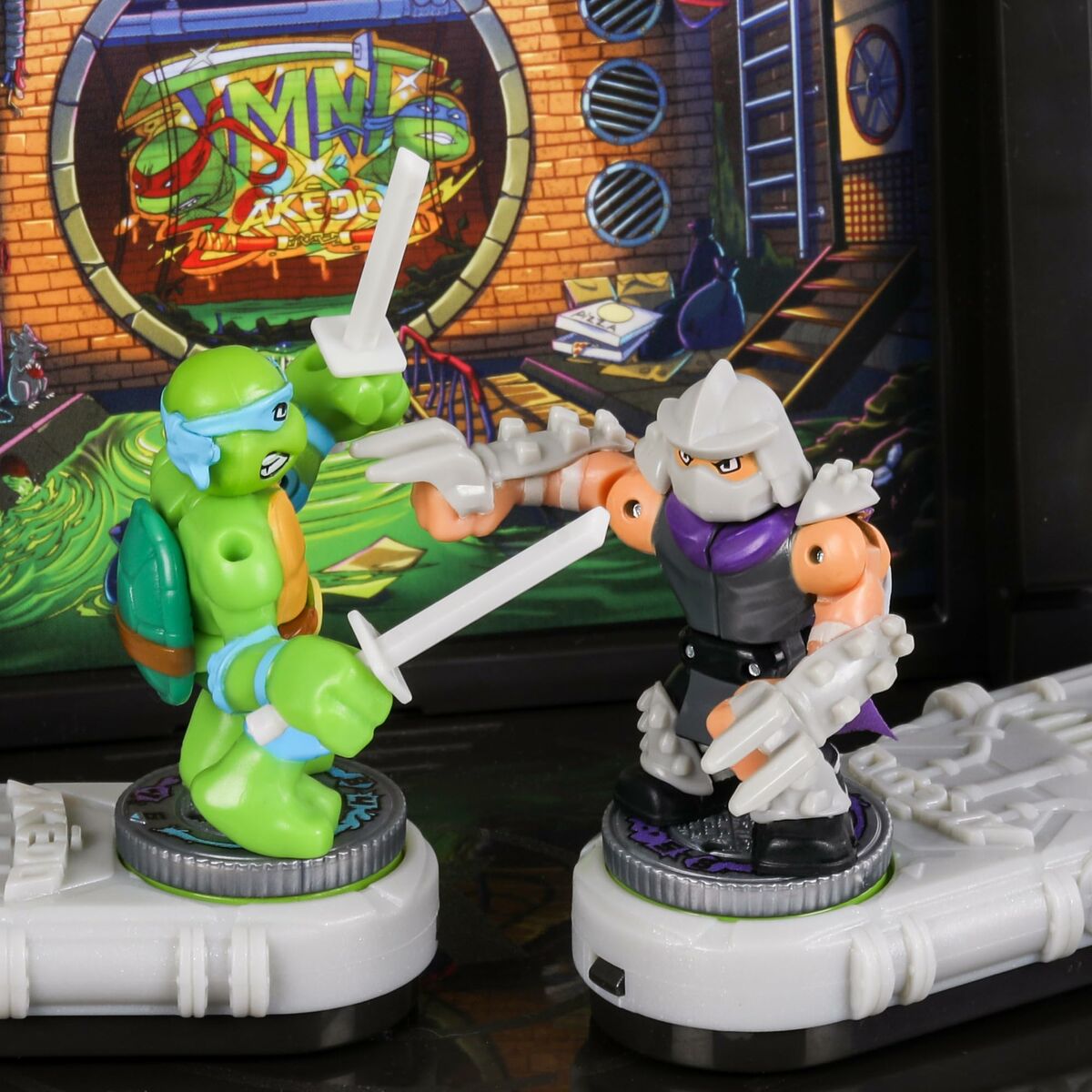 Estádio de batalhas Teenage Mutant Ninja Turtles Legends of Akedo: Leonardo vs Shredder - EcoNest