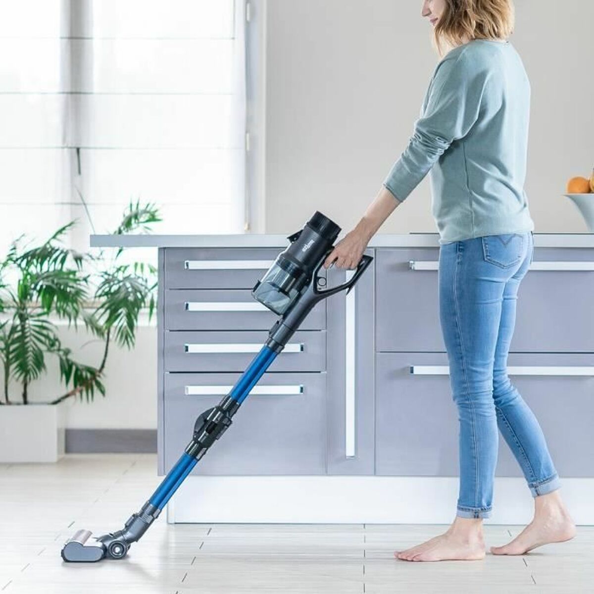 Cordless Vacuum Cleaner EZIclean 800 ml 250 W