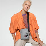 Saco de Ombro Eastpak The One Cinzento claro - EcoNest