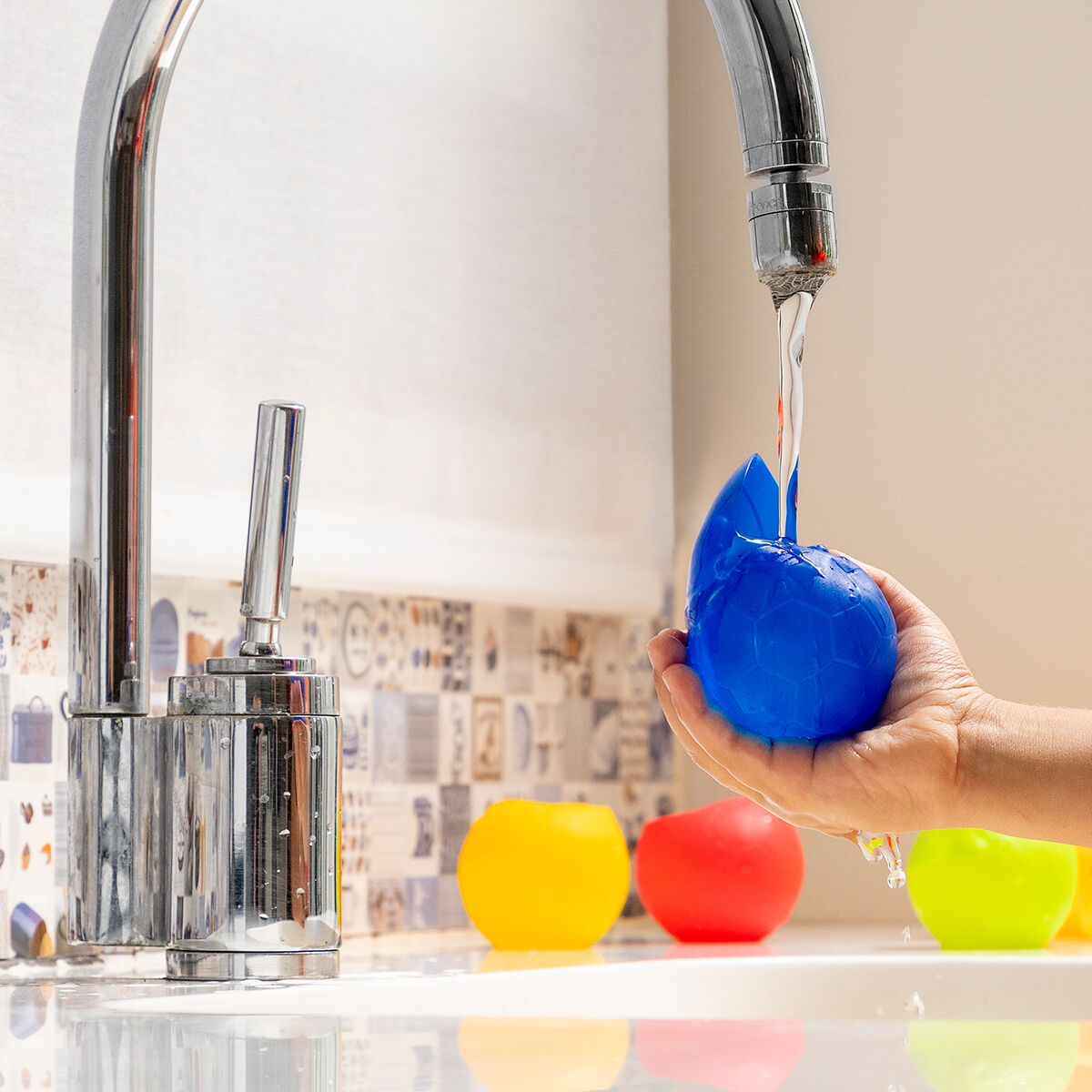 Reusable Water Balloons Waloons InnovaGoods 12 Unidades - EcoNest