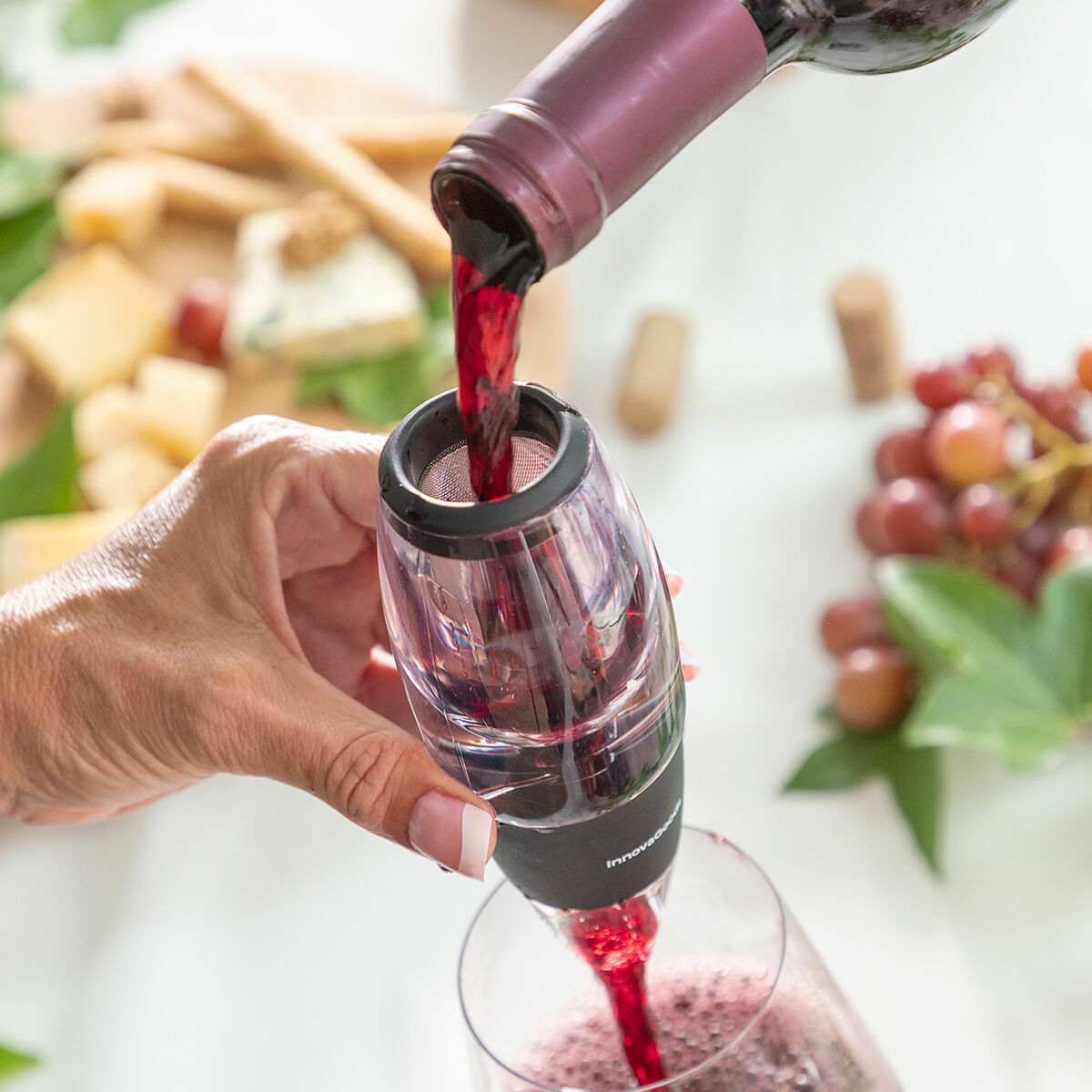 Arejador de Vinho com Filtro, Suporte e Capa Wineir InnovaGoods - EcoNest