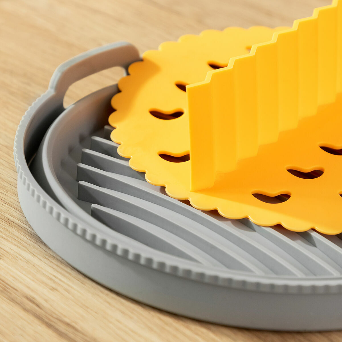 Cesto de Silicone Dobrável para Fritadeiras de Ar Fliynner InnovaGoods - EcoNest