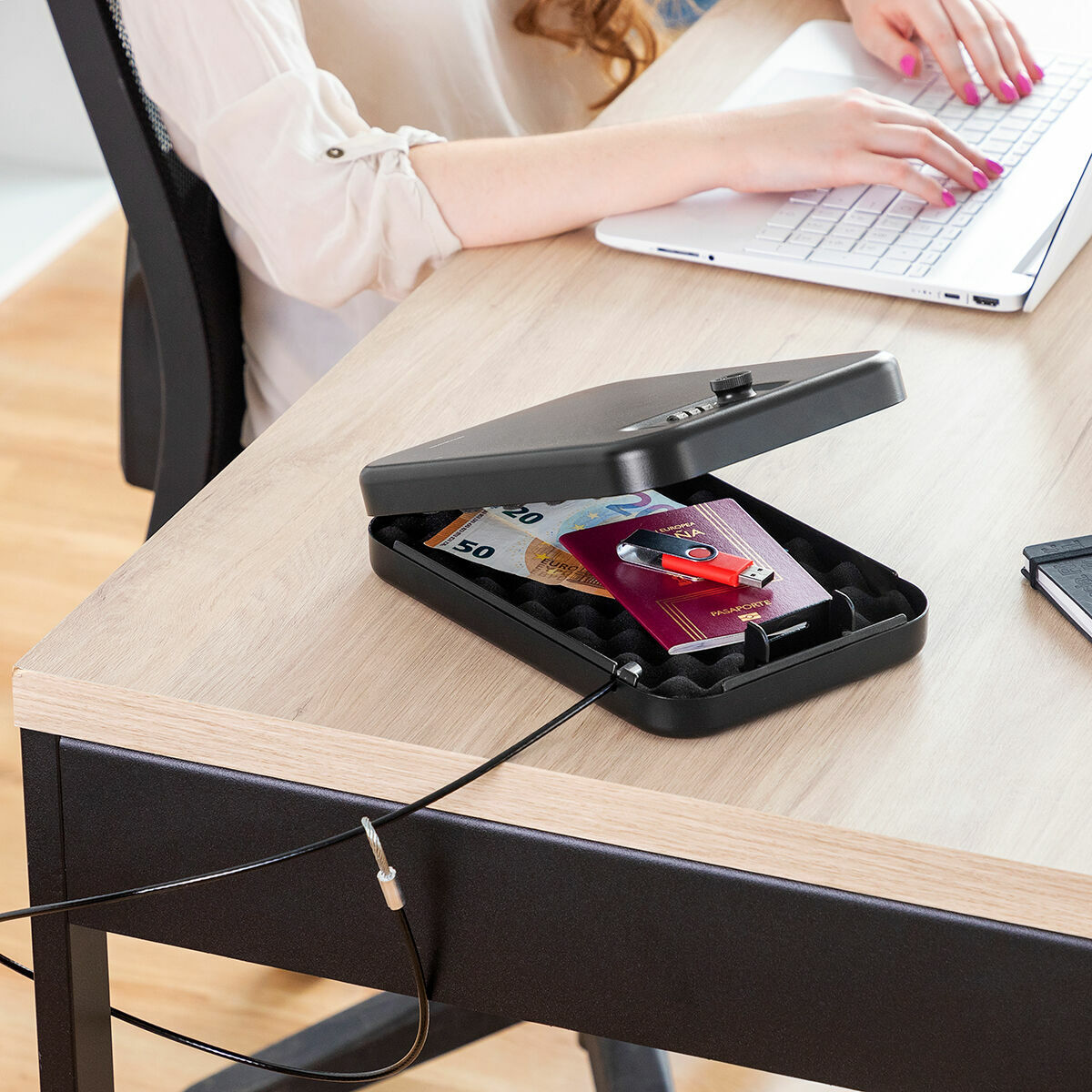 Cofre Portátil com Cabo de Segurança Prisaven InnovaGoods - EcoNest