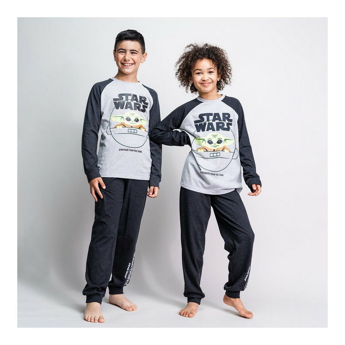 Pijama Infantil The Mandalorian Cinzento - EcoNest