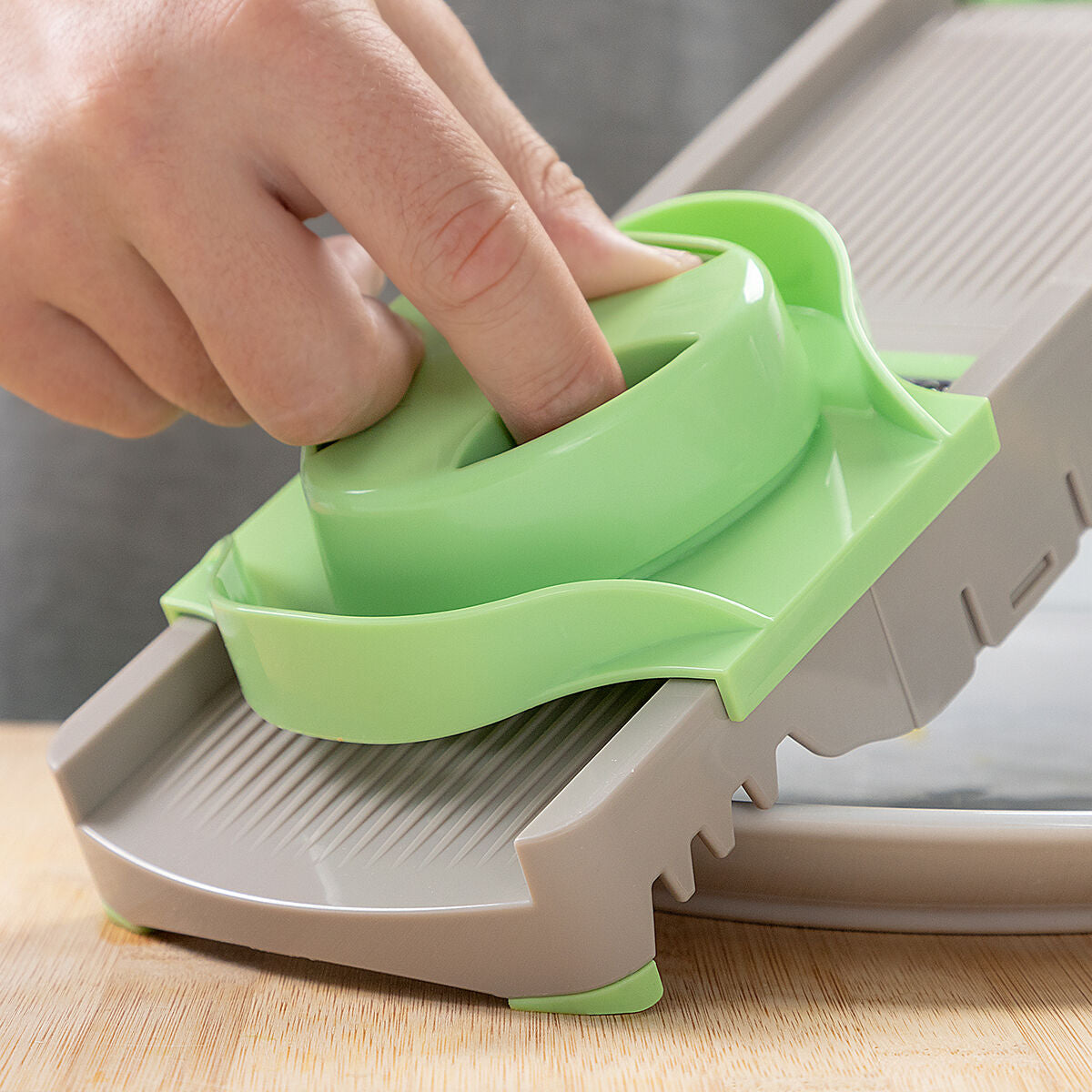 Mandolina-Ralador Dobrável 6 em 1 Choppie InnovaGoods - EcoNest