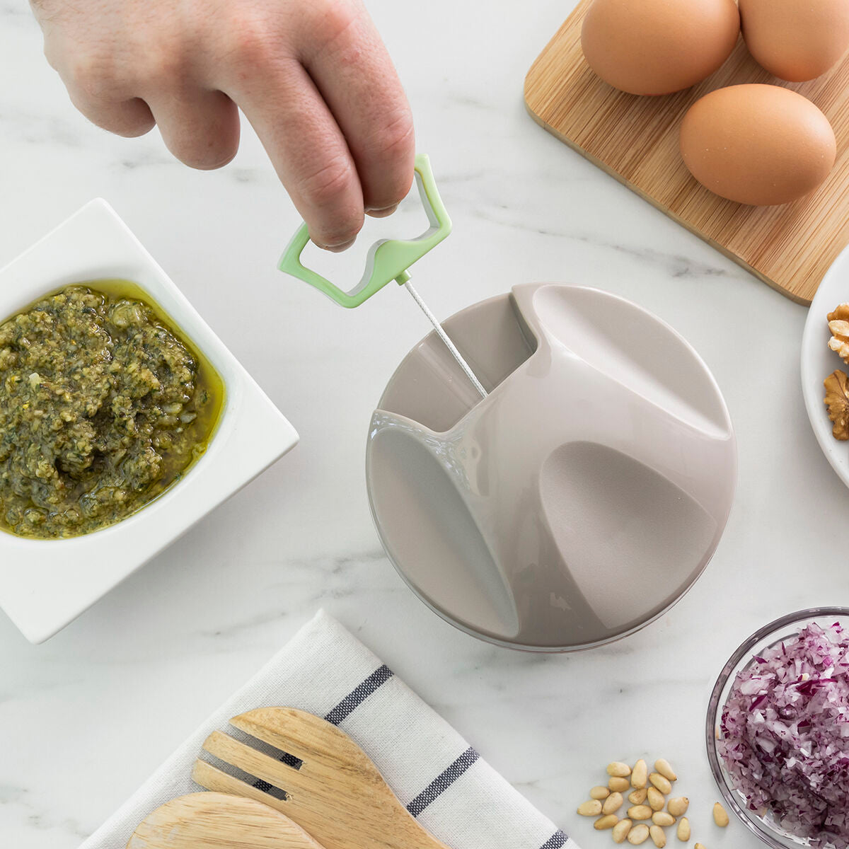 Mini picadora manual com fio Spinop InnovaGoods - EcoNest