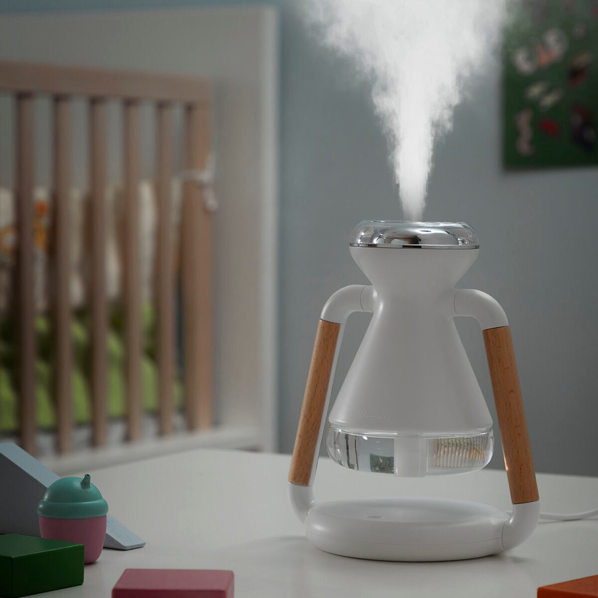 Humidificador Difusor de Aromas e Carregador Sem Fios 3 em 1 Misvolt InnovaGoods - EcoNest