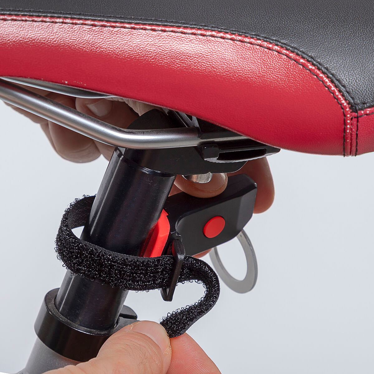 Luz LED Traseira para Bicicleta Biklium InnovaGoods - EcoNest