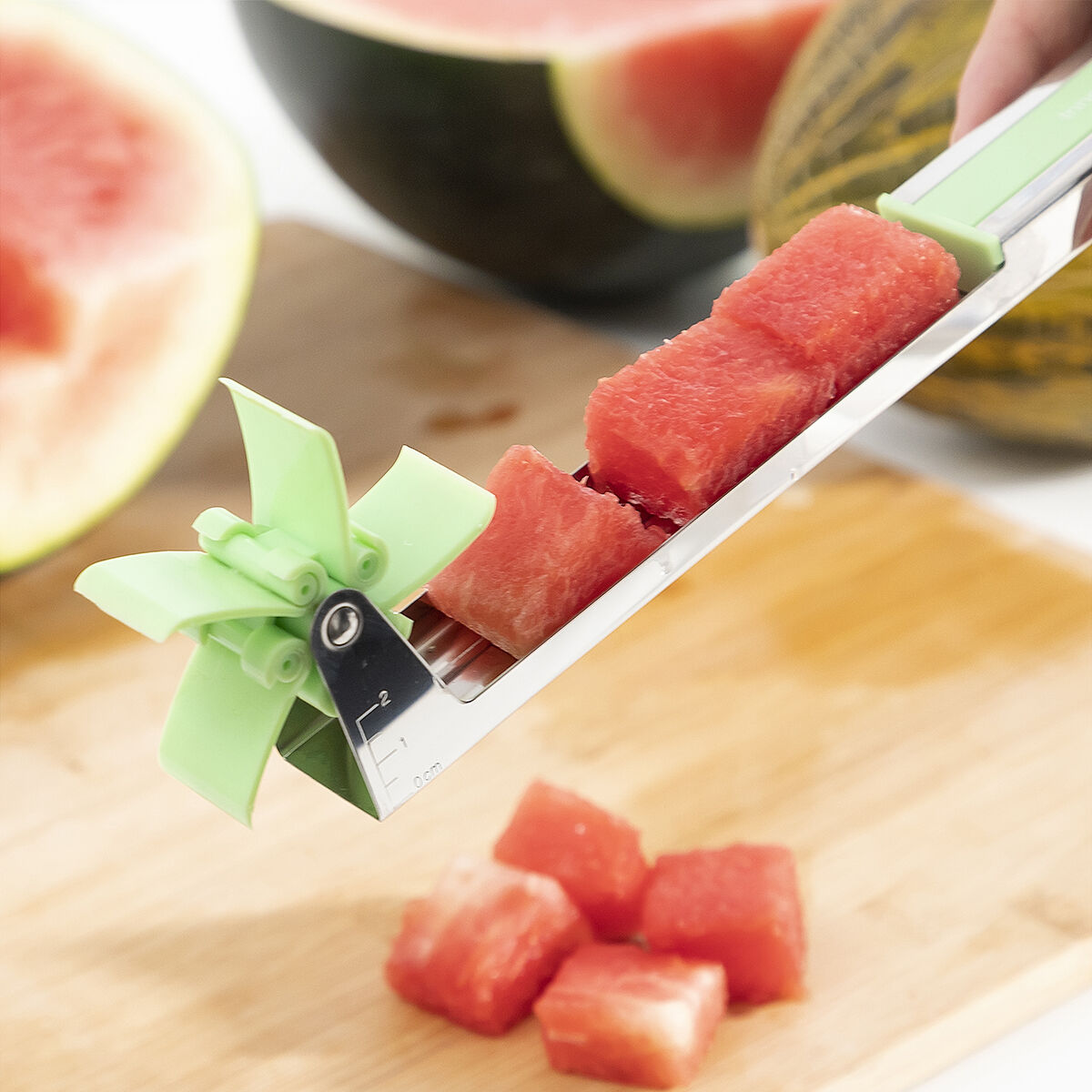 Cortador de Melancia em Cubos Cutmil InnovaGoods - EcoNest
