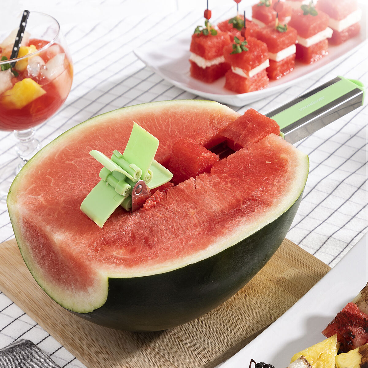 Cortador de Melancia em Cubos Cutmil InnovaGoods - EcoNest